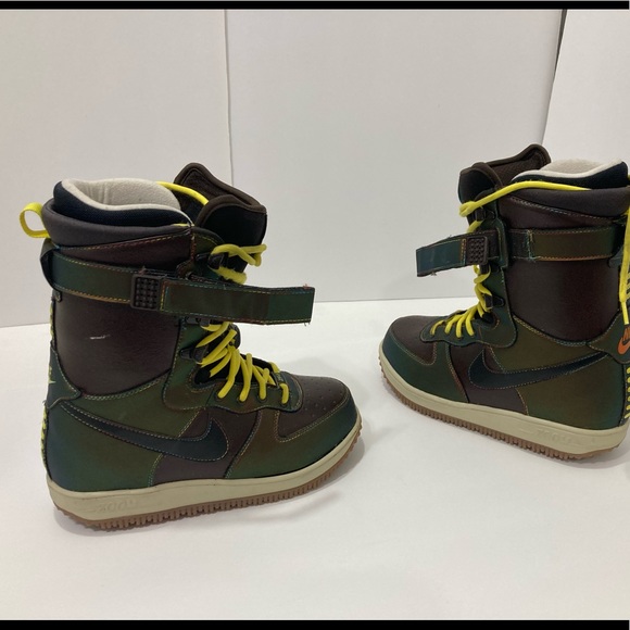 nike zoom air snowboarding boots